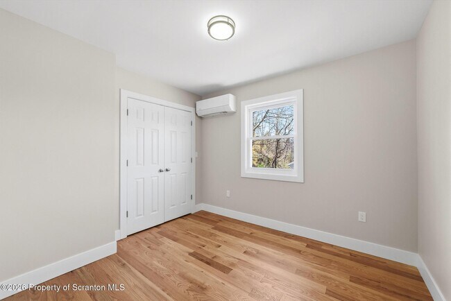 Building Photo - 305 Parsonage St