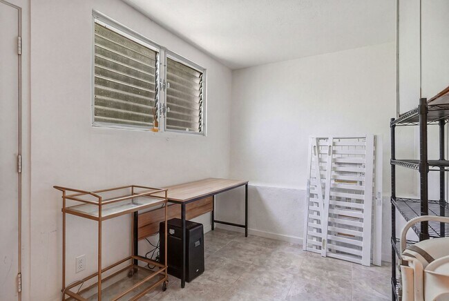 Building Photo - 3232 Paty Dr