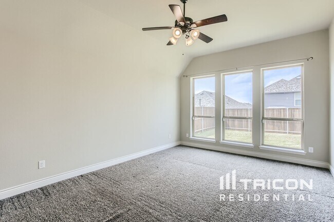 Building Photo - 843 Knoxbridge Rd