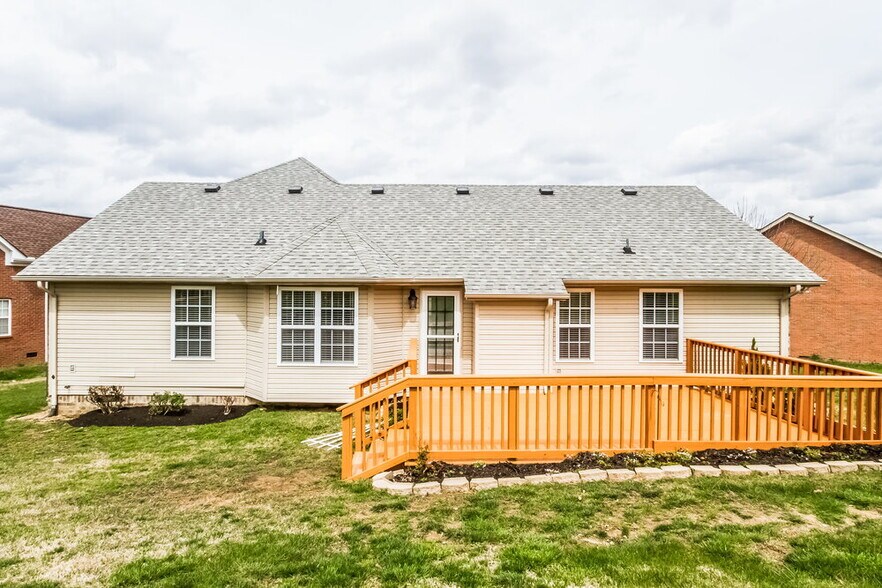 Building Photo - 5024 War Admiral Ct