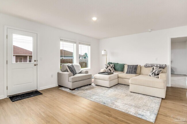 Building Photo - 6793 Paso Fino Dr