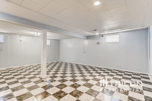 Building Photo - 4170 S Biscay Cir