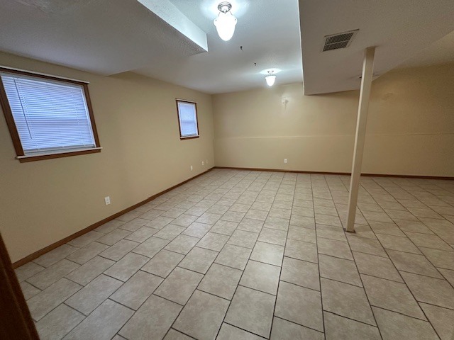 Building Photo - 3102 Aspen Dr