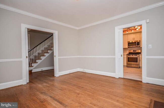 Building Photo - 7205 46th St