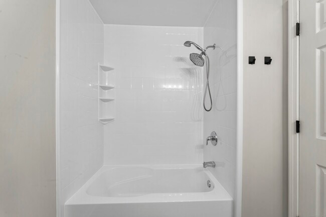 Building Photo - 2660 North Ave