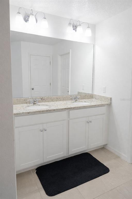 Building Photo - 8913 Matriarca Aly