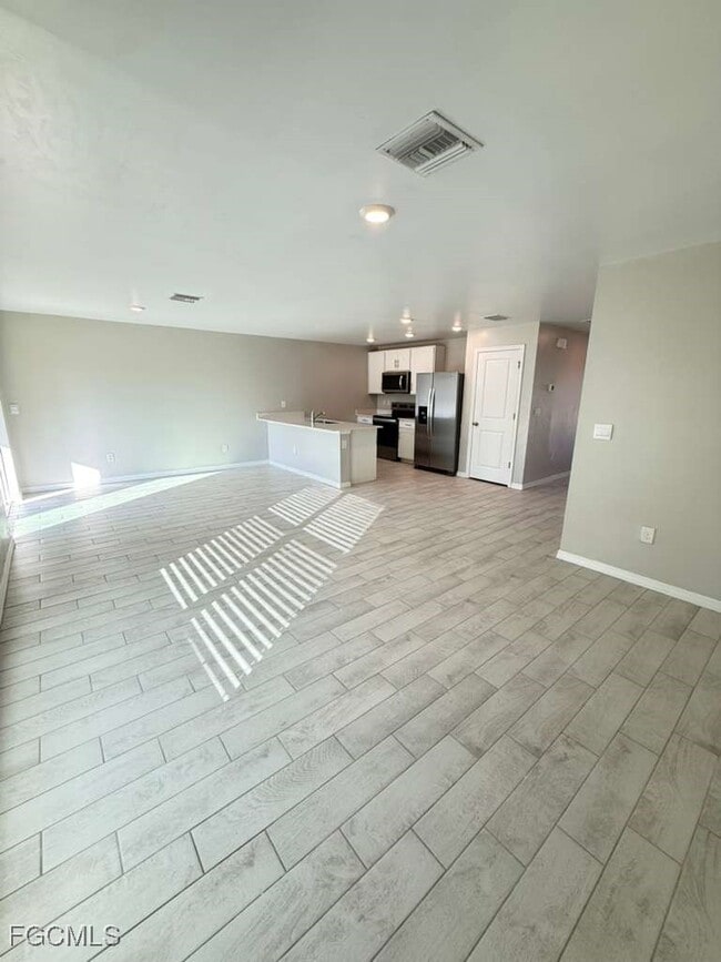 Building Photo - 5019 Moon Ln