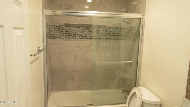 Building Photo - 1331 Casmalia Ct