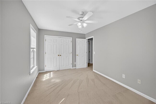 Building Photo - 4018 Berkshire Ct