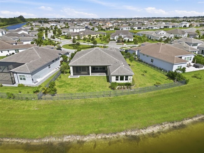 Building Photo - 4662 Estates Cir