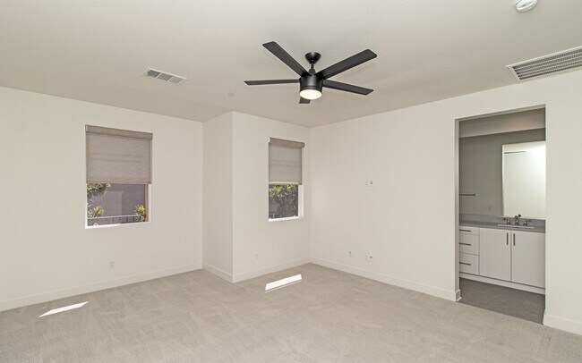 Building Photo - 3138 Asto Pl