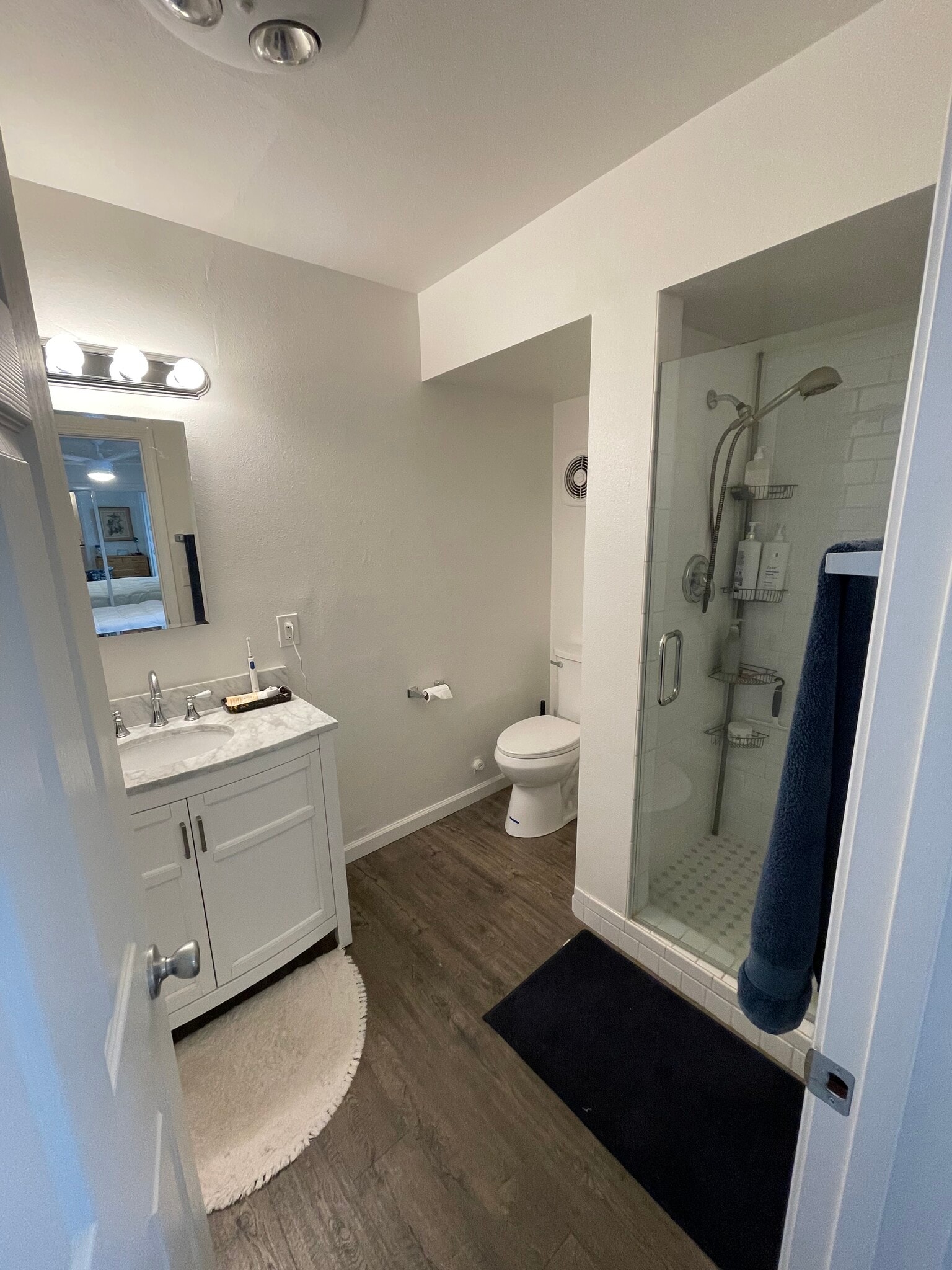 Building Photo - 730 Humbert Ave