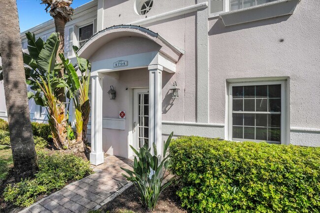 Primary Photo - 4794 Cobia Dr SE