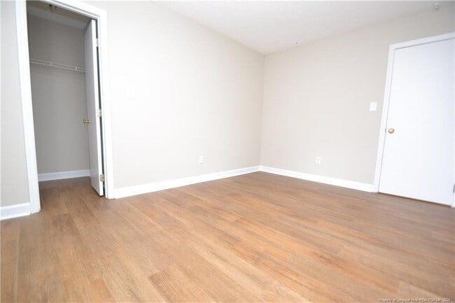 Building Photo - 1512 E Lenoir St