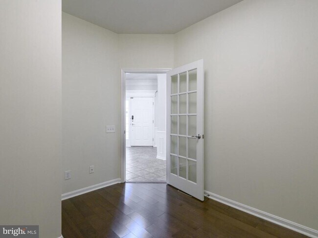 Building Photo - 209 N Caldwell Cir