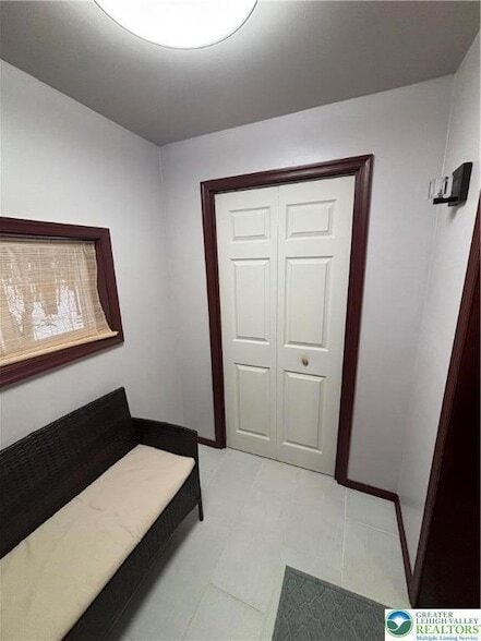 Building Photo - 9203 Westwood Dr