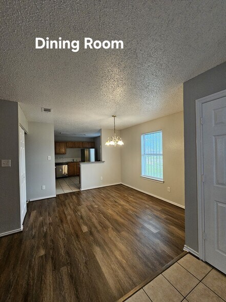 Building Photo - 3015 Flask Dr