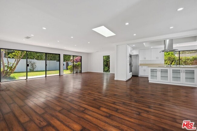 Building Photo - 17157 Avenida De Santa Ynez