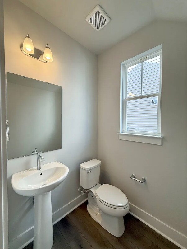 Building Photo - 1317 Algeddis Dr