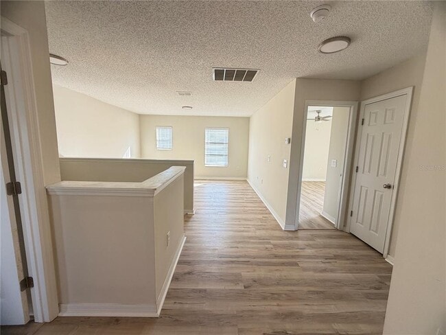 Building Photo - 246 Canna Dr