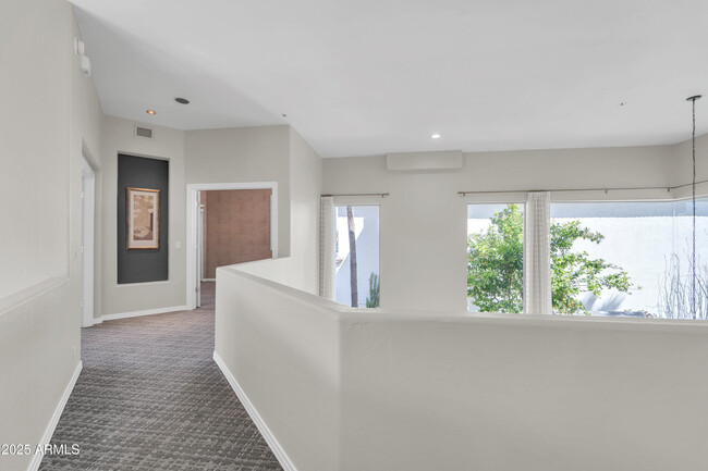 Building Photo - 7557 E McLellan Ln