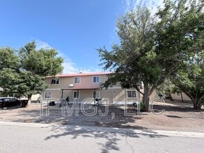 Building Photo - 3 Downey Ct