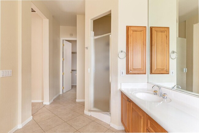 Building Photo - 11183 E Beck Ln