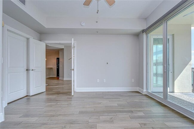Building Photo - 1238 E Kennedy Blvd