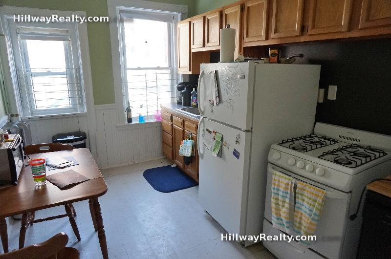 Building Photo - 11 Mount Hood Rd