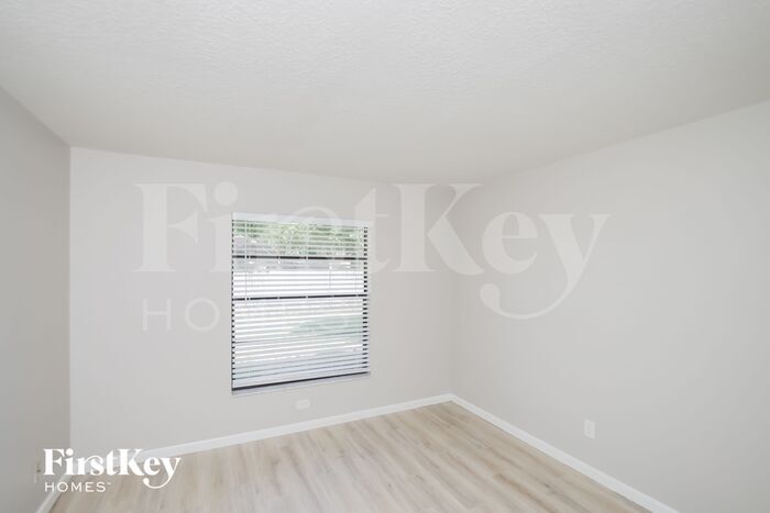 Building Photo - 1377 Prum Ave NW