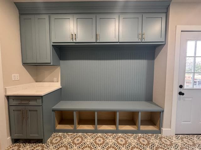 Building Photo - 911 N Spring St