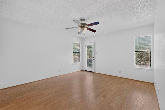 Building Photo - 8418 Fathom Cir