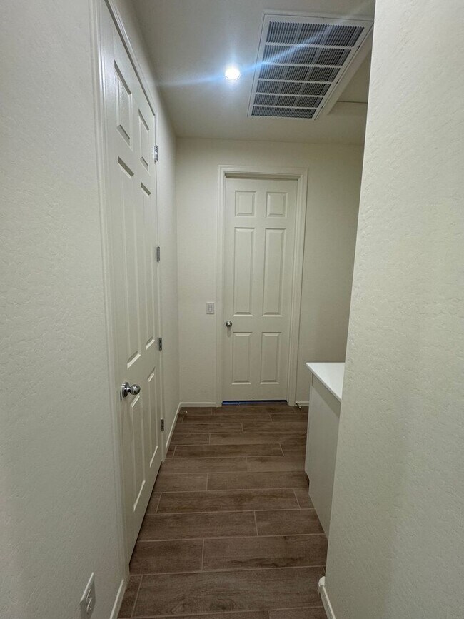 Building Photo - BRAND NEW HOME IN VISTANCIA