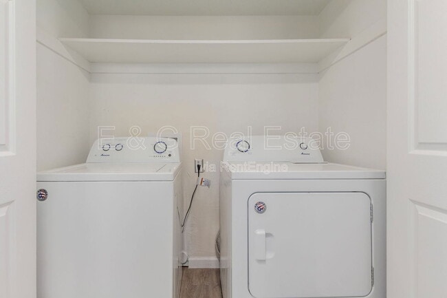 Building Photo - 4530 E Camino Cir