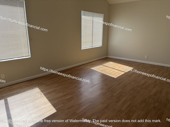 Building Photo - Nice Home For Rent