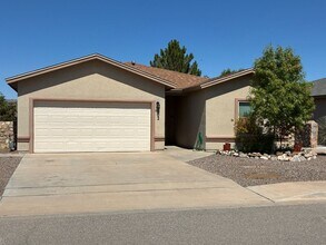 Building Photo - Santa Teresa Beauty 3 Bedrooms plus 2 and ...