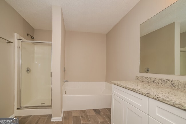 Building Photo - 515 Abercorn Ct
