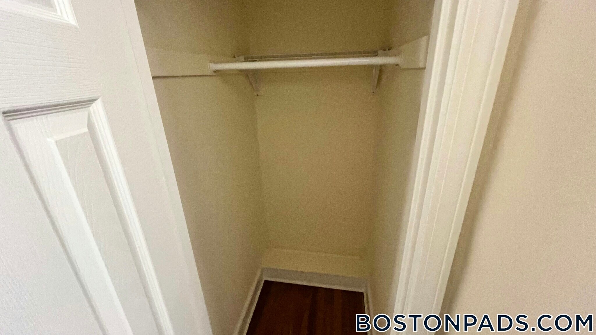 Building Photo - 71 Kilsyth Rd