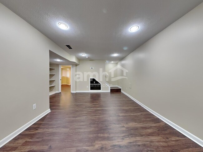 Building Photo - 7207 Rachaels Run