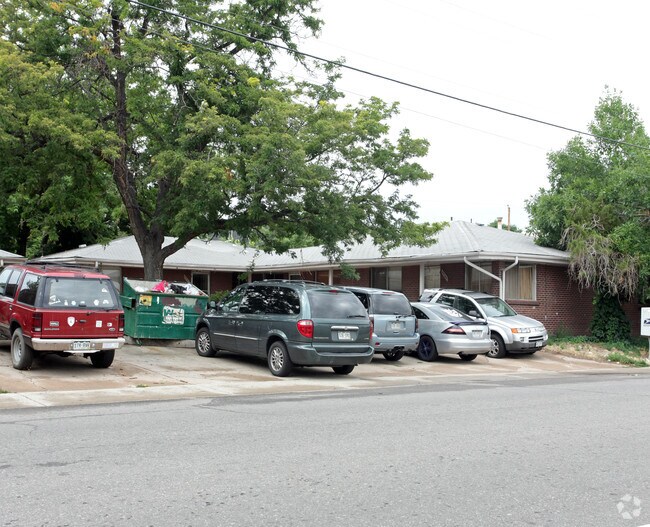 Building Photo - 5581 S Delaware St