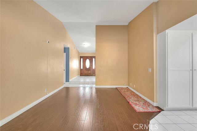 Building Photo - 23862 Country View Dr