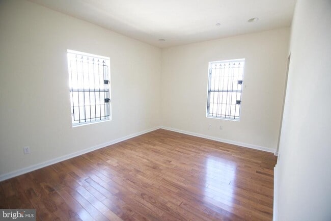 Building Photo - 1858 N 16th St