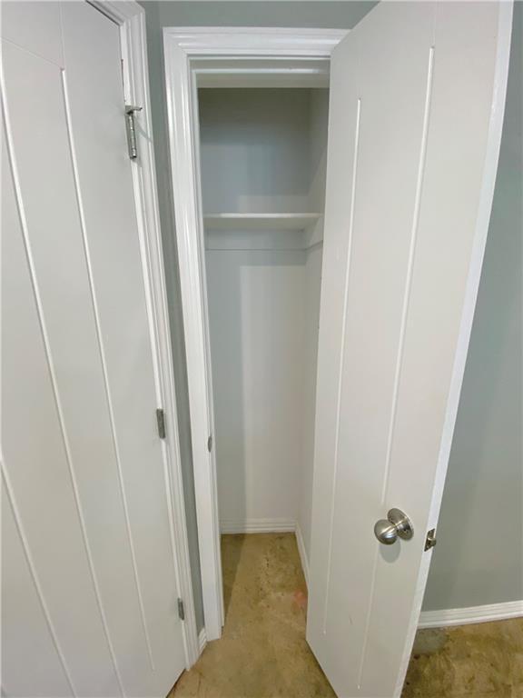 Building Photo - 133 S Pinyon Point