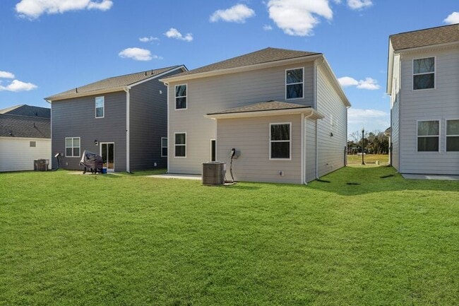 Building Photo - 4340 Oswin Dr