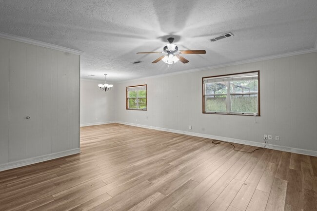 Building Photo - 8598 Cornell Dr