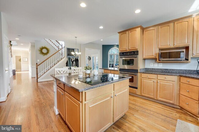 Building Photo - 65 Partridge Ln