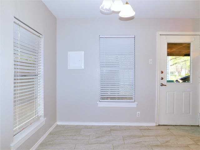 Building Photo - 2412 N Carroll Blvd