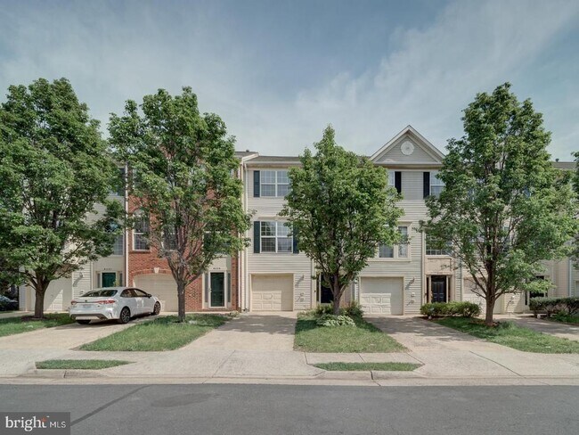 Building Photo - 8241 Humphrey Ln