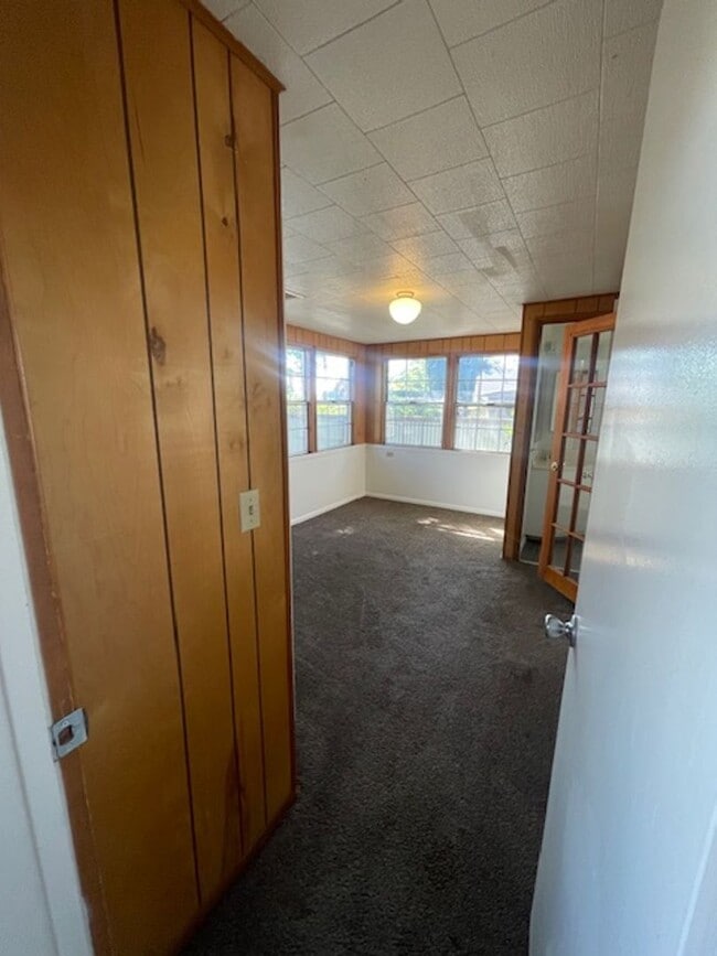 Building Photo - Adorable 3 Bedroom 2 Bath In Upper Clarkda...