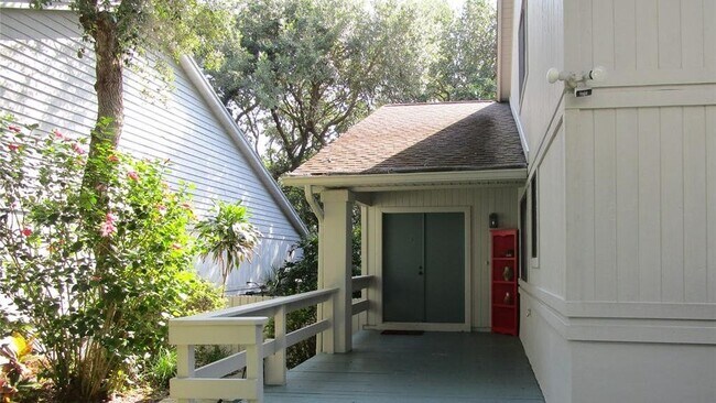 Building Photo - 4303 Gull Cove